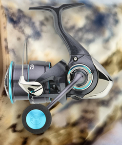 Daiwa Emeraldas E LT 2023 – Carrete eging ligero con tecnología Airdrive Design – Freno ATD-L y cuerpo Zaïon V