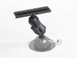Soporte de sonda Iberux NEXUS 2111 Rectangle M – Doble rótula 360°, para pantallas ≥ 7" (kayak/pato)