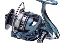 Carrete Akami TAHMAR para spinning y light jigging con microfreno de carbono 10 kg y 2 bobinas
