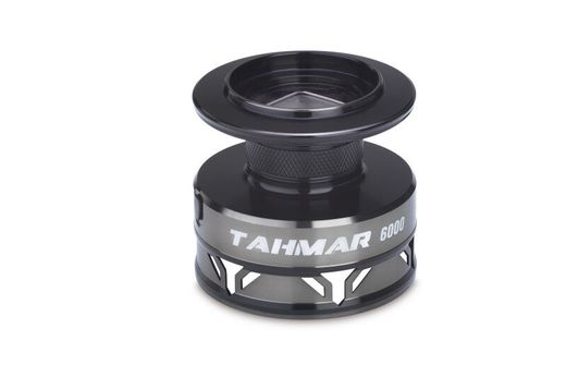 Carrete Akami TAHMAR para spinning y light jigging con microfreno de carbono 10 kg y 2 bobinas