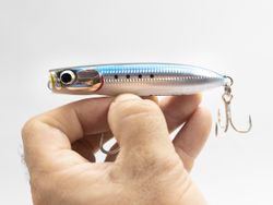Señuelo Jinbee Tobiee 90 – 30 g – Hundido – Skipping y Twiching – Alma de acero 1.2 mm