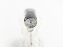 Señuelo Jinbee Tobiee 90 – 30 g – Hundido – Skipping y Twiching – Alma de acero 1.2 mm